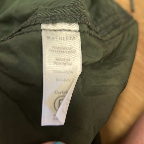 Athleta Expedition Short Size 6 Olive Green - Picture 4 of 7